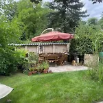 Kleine Im Gruenen *